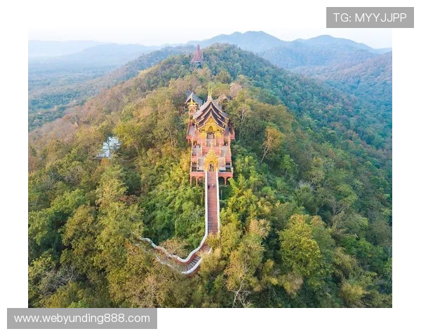 云顶山在哪儿 详细介绍云顶山的地理位置及附近的旅游资源